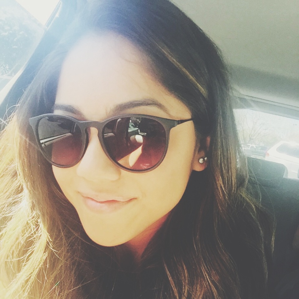 Meet your Posher, Evelin